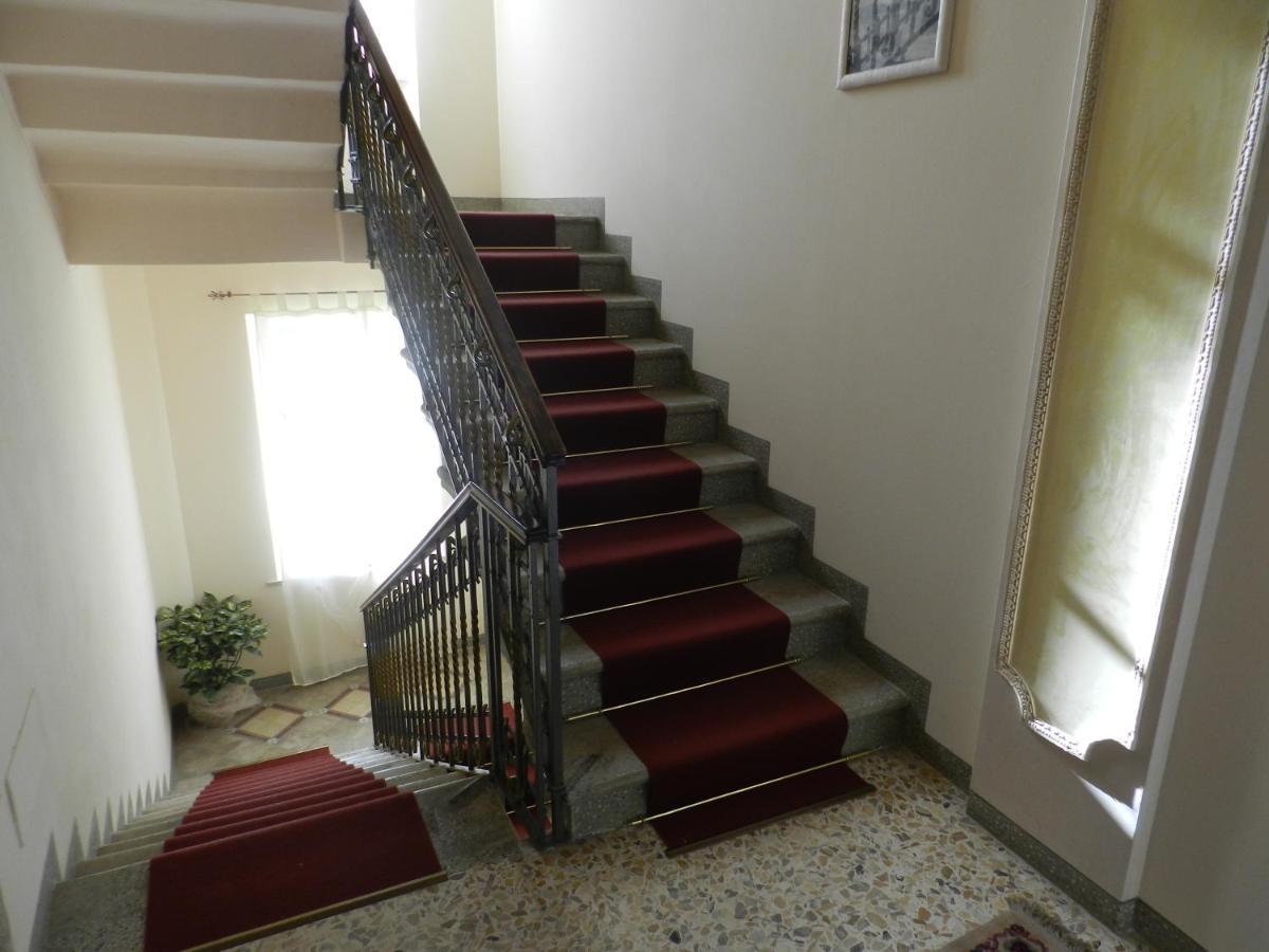 Residenza Villa Maria Roncola Exteriér fotografie