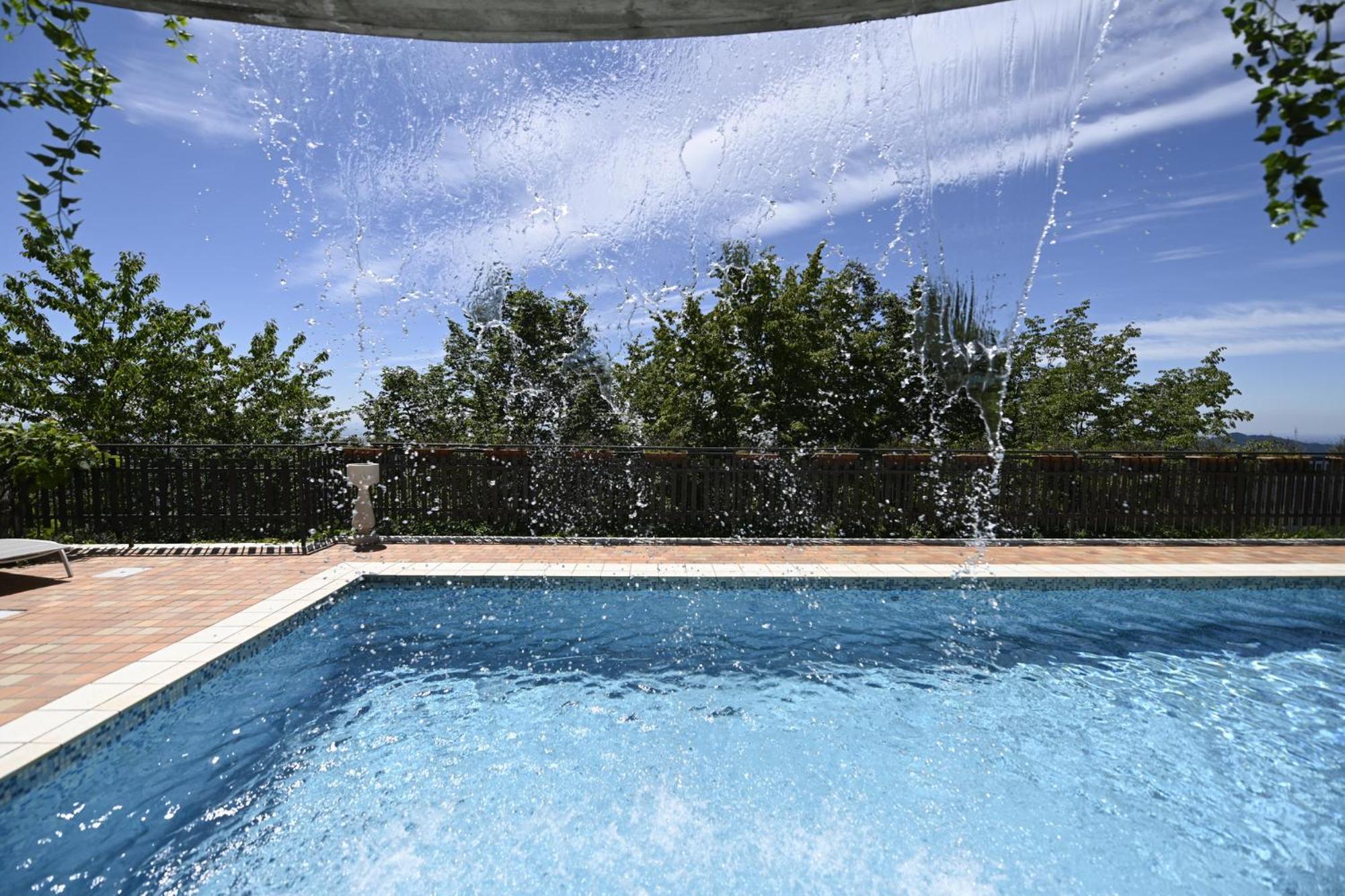 Residenza Villa Maria Roncola Exteriér fotografie